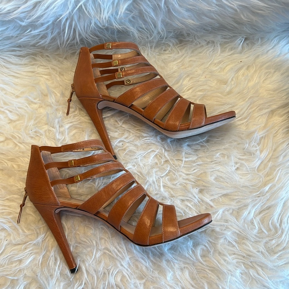Stuart Weitzman Women’s Outing Strappy Cage Camel Nude/Brown Sandal Size 8.5 US - Picture 6 of 17